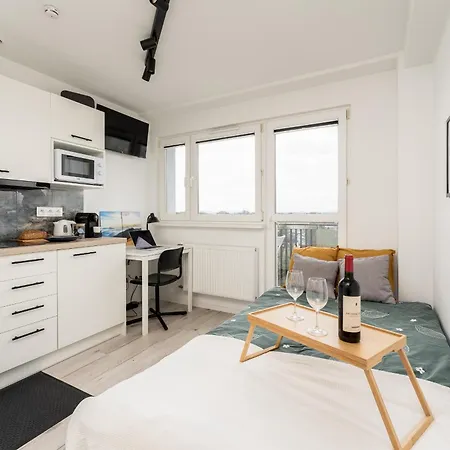 Czarnowiejska Mini With Loggia 公寓