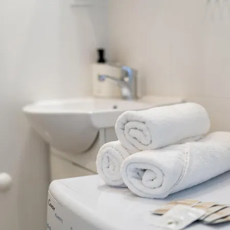 Czarnowiejska Mini With Loggia Daire *